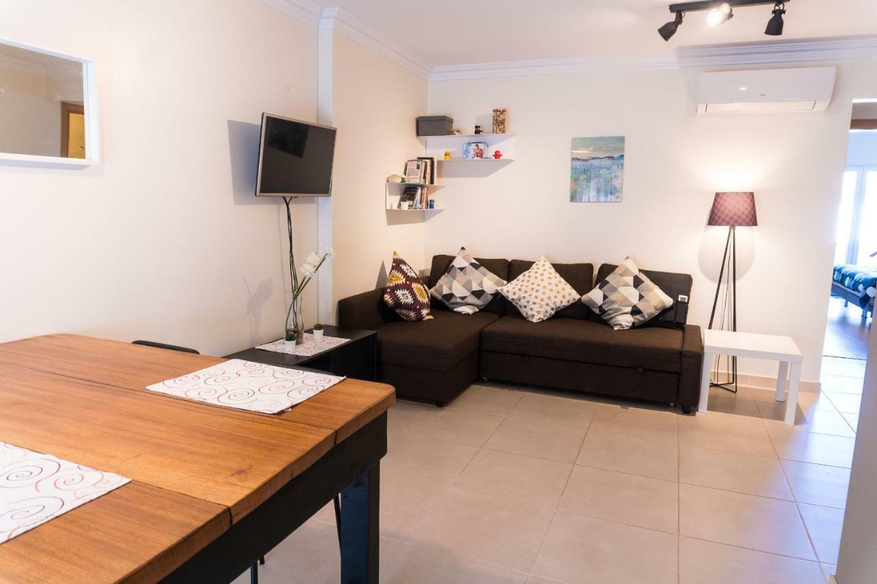 Apartments Baleal: Sunshine By The Pool Ferrel  Eksteriør billede